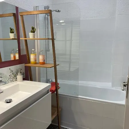 Douce Parenthese A Daire